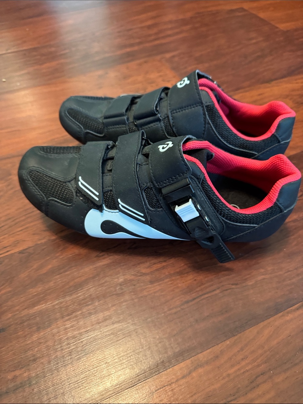 Peloton Spin Shoes - Picture 2 of 4